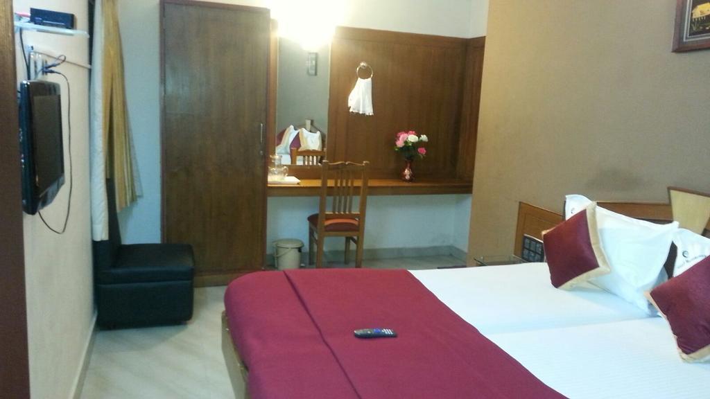 Hotel Central Residency Chennai Exterior foto